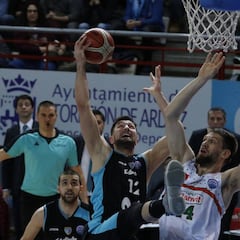 Suton pone al Estudiantes cerca de los octavos de la Champions