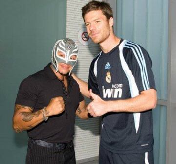 Otra foto para el recuerdo: junto al gran Xabi Alonso