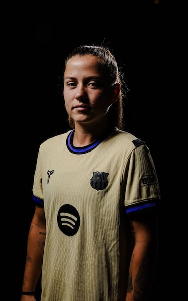 El Barcelona presenta su segunda equipación con homenaje a Kobe Bryant