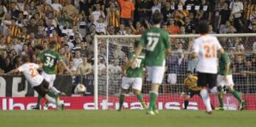Valencia-St. Gallen. Fede marca el 2-0.