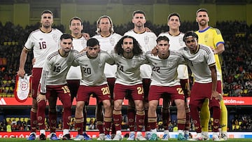 Alineación inicial de España en su último amistoso ante Serbia.