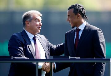 Presentación de Jules Koundé como nuevo jugador del Barcelona.