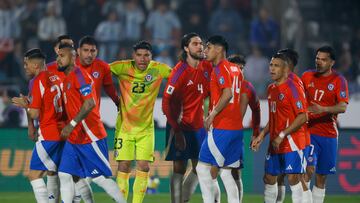 El DT al que mira la Roja: “Es un momento difícil, pero conoce a varios jugadores; que le vaya bien”