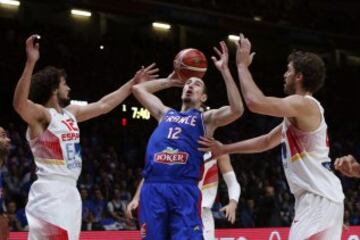 Sergio Llull,Pau Gasol y Nando De Colo.