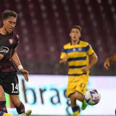 La disyuntiva de Diego Valencia: titular y una nueva oferta