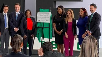 Fatma Samoura, secretaria general de FIFA, alab&oacute; los avances de la FMF y de la Liga MX Femenil en el desarrollo del f&uacute;tbol femenil en el marco de la celebraci&oacute;n del D&iacute;a Internacional de la Mujer.