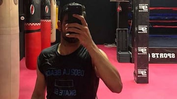 Diego Costa hace 'horas extras' en el gimnasio de Torres