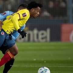Juan Guillermo Cuadrado, baja en Colombia para enfrentar a Brasil
