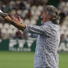 El Córdoba y Enrique Martín rompen su relación