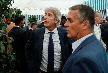 Pellegrini en el recinto ferial.