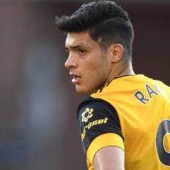 Wolves striker Raúl Jiménez discharged from hospital