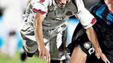 <b>ANSIOSO. </b>Nilmar, con la camiseta del 'Colorado', espera solventar su marcha en los próximos días.