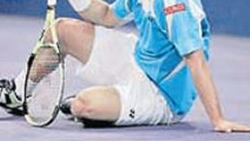 <b>FINAL ACCIDENTADO. </b>Nalbandián, que empezó ganando, cayó.