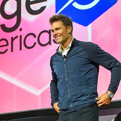 NFL legend Tom Brady spotted at Blackpink MetLife concert