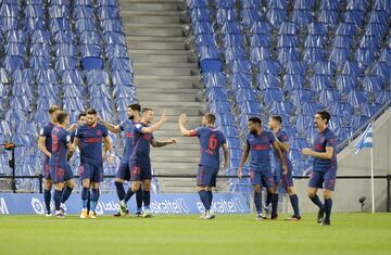 Los jugadores del Atl¨¦tico de Madrid celebrando el gol 0-1 de Hermoso