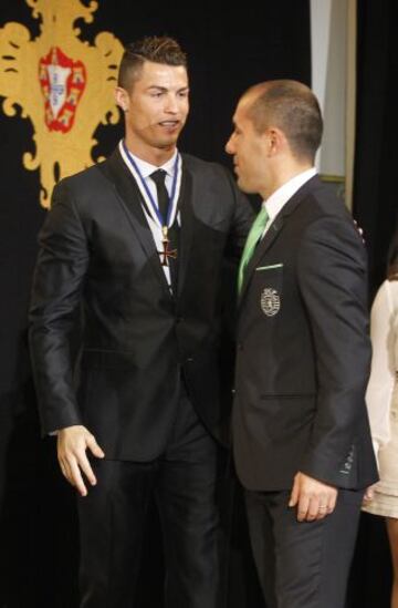 El delantero del Real Madrid y la selecci¨®n lusa, Cristiano Ronaldo es nombrado Gran Oficial de la Orden del Infante D. Henrique por el presidente del pa¨ªs