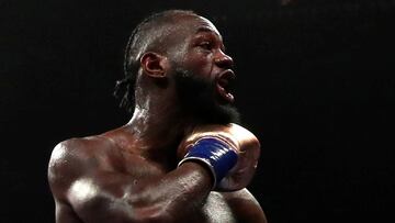 Wilder combati¨® contra Fury tras romperse la mano derecha