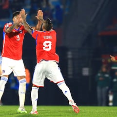 Vidal manda mensajes tras la caída: su suplencia y Alexis Sánchez