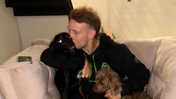 “Me duele, me jode no poder participar... Mi cuerpo hace todo lo posible, siempre trato de estar bien”