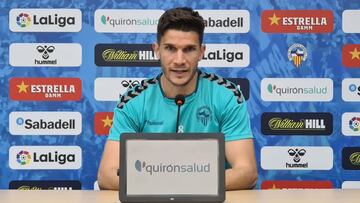 Adri Cuevas: "Estamos muy vivos, no hay síntomas de bajar los brazos"