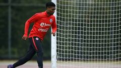 Fernandes y Henríquez serían titulares en final ante Islandia