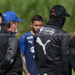 Bolillo Gómez: "No es falta de huevos, el equipo se enfermó"