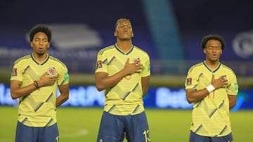 Jugadores de la Selección Colombia en un partido de Eliminatorias Sudamericanas