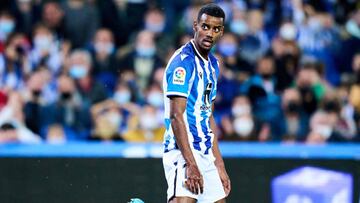 SAN SEBASTIAN, SPAIN - FEBRUARY 13: Alexander Isak of Real Sociedad reacts during the LaLiga Santander match between Real Sociedad and Granada CF at Reale Arena on February 13, 2022 in San Sebastian, Spain. (Photo by Juan Manuel Serrano Arce/Getty Images)