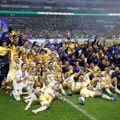Los festejos en el Ángel de la Independencia tras el título del América