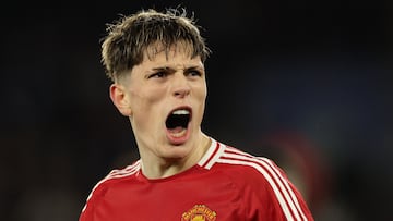 Alejandro Garnacho celebra su gol al Leicester.