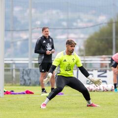 Jesús Ruiz hace olvidar a Cantero en el Racing de Ferrol