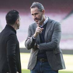 Más curvas para Vicente Moreno