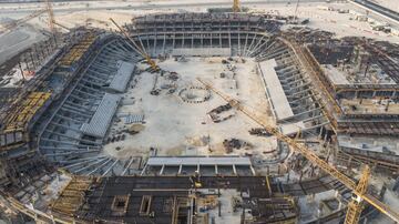 Qatar 2022: World Cup stadia and infrastructure under construction