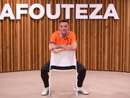 Iago Aspas posa para AS en la Ciudad Deportiva Afouteza.