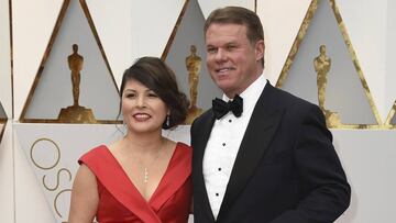 Martha L. Ruiz y Brian Cullinan, posibles responsables del error en los Premios Oscar.
