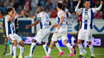 Aquivaldo Mosquera celebra el gol que les daba la igualdad