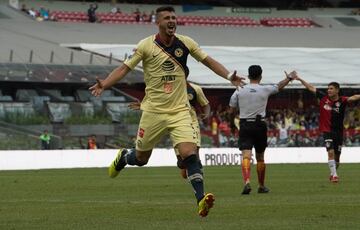 El mediocampista del América ha denotado su calidad desde 2016, cuando llegó al Fútbol Mexicano. Aunque ya fue llamado por Argentina, sólo disputó 22 minutos en un juego amistoso y aún puede optar por Selección Mexicana, en verano de 2021 cuando cumpla los cinco años en territorio azteca.