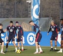 El Deportivo regresa de Tenerife y ya se entrena en Abegondo