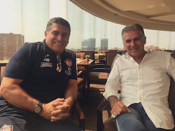 Carlos Queiroz  junto al técnico del Atlético Junior, Luis Fernando Suárez