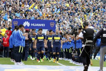 La Bombonera deliró con los jugadores que ganaron un título local más.