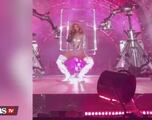 Beyoncé went viral for using robot arms at her live show