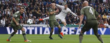 Gol 1-0 Gareth Bale 