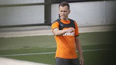 02/04/21
 VALENCIA CF 
 CIUDAD DEPORTIVA
 ENTRENAMIENTO PUERTA CERRADA
 CHERYSHEV