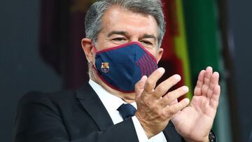 Laporta arenga al Barcelona antes de viajar a Lisboa