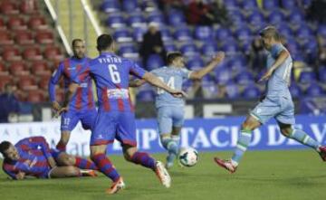 0-1. Salva Sevilla anota el primer tanto