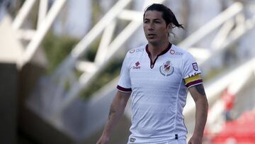 Futbol, Union La Calera vs Deportes La Serena.
Cuarta fecha, campeonato Nacional 2020.
El jugador de Deportes La Serena Jaime Valdes es fotografiado durante el partido de primera division contra Union La Calera disputado en el estadio nicolas Chahuan de La Calera, Chile.
Andres Pina/Photosport
14/02/2020
Football, Union La Calera vs Deportes La Serena.
Fourth date, National Championship 2020.
Deportes La Serena's player Jaime Valdes is pictured during the first division match against Union La Calera held at the Nicolas Chahuan stadium in La Calera, Chile.
Andres Pina/Photosport
14/02/2020