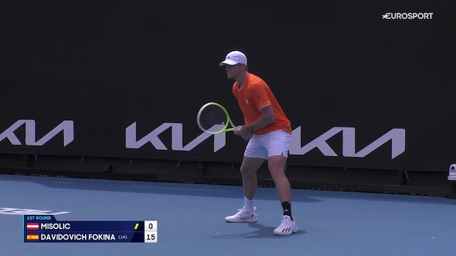 Davidovich arrasa y Munar levanta un 5-2 y bola de partido