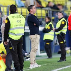 Dos partidos a Luis Carrión