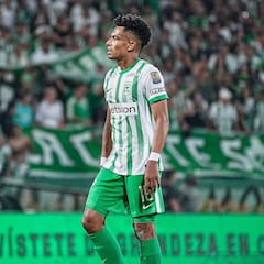 Tesillo sobre la acción de Chaverra: “Es fútbol, queda en la cancha”