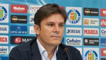 El director deportivo del Getafe, Toni Muñoz, destacó que en la posición de delantero tienen "mucha gente" y que "el míster quiere contar con menos efectivos".